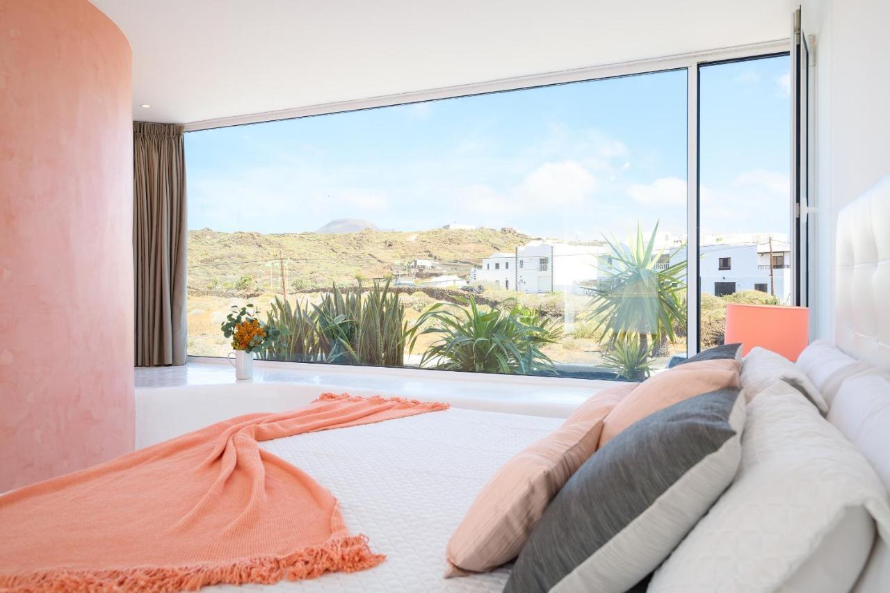 Aquablanca Suite Pool Deluxe En Punta Mujeres Екстериор снимка