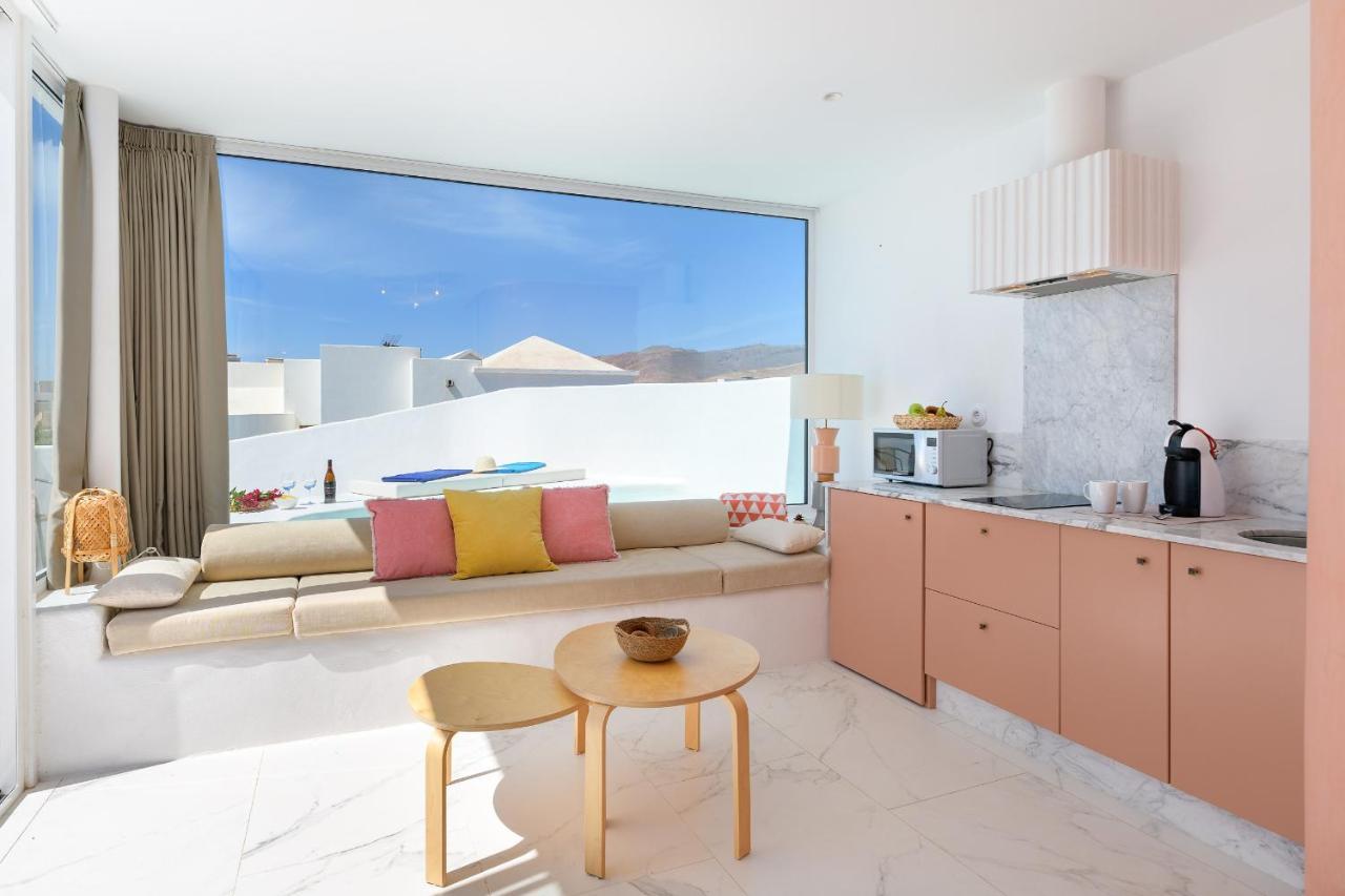 Aquablanca Suite Pool Deluxe En Punta Mujeres Екстериор снимка
